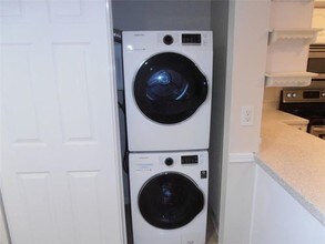 9510 Seagrape Dr-Unit -3J in Davie, FL - Building Photo - Building Photo