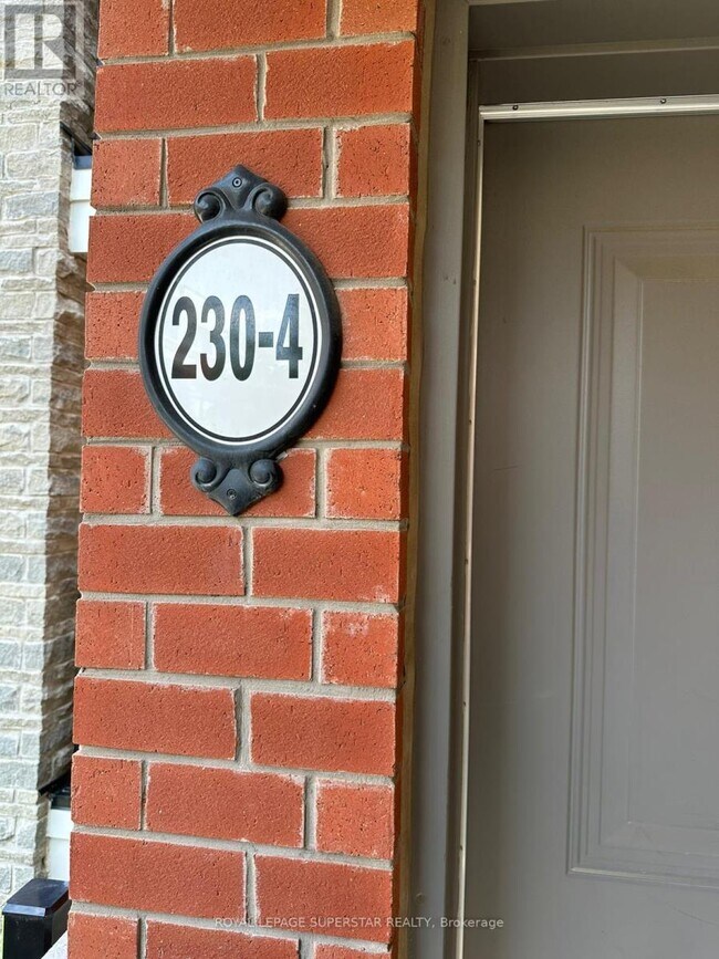 230-230 Lagerfeld Dr in Brampton, ON - Building Photo - Building Photo