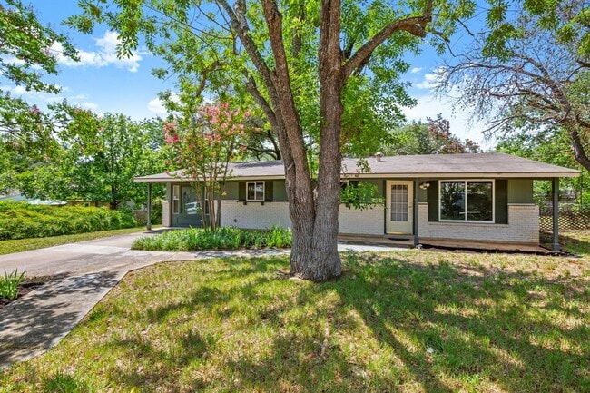 property at 5103 Orleans Ct