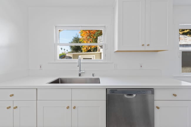 1446 E Topeka St in Pasadena, CA - Building Photo - Building Photo