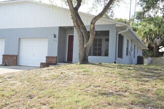 129 Sunnyside Dr in Clermont, FL - Building Photo - Building Photo