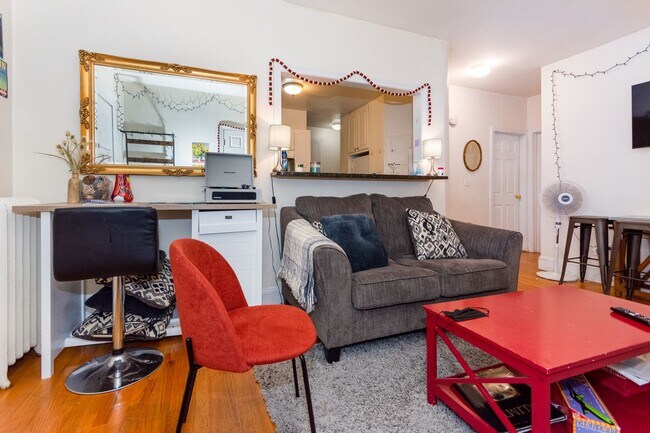 54 Egmont St in Allston, MA - Building Photo - Building Photo