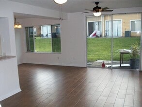 511 Coconut Palm Way in Davenport, FL - Building Photo - Building Photo