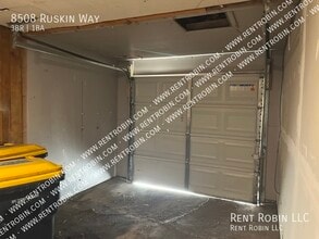 8508 Ruskin Way in Kansas City, MO - Building Photo - Building Photo