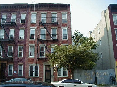 939 Jefferson Ave in Brooklyn, NY - Building Photo