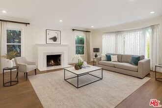 10517 Holman Ave in Los Angeles, CA - Building Photo - Building Photo