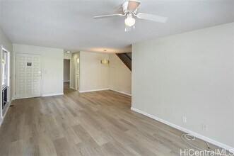 248 Opihikao Way in Honolulu, HI - Building Photo - Building Photo