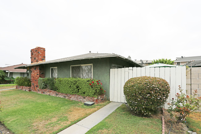 12192 Haster St in Garden Grove, CA - Building Photo - Building Photo