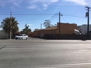 3409 Edison Hwy in Bakersfield, CA - Building Photo - Building Photo