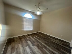 322 Stone Mill Dr in Brunswick, GA - Building Photo - Building Photo