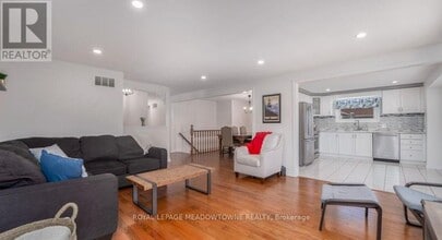 47 Ruffian Rd in Brantford, ON - Building Photo - Building Photo