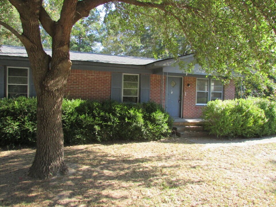 374 Seminole Rd in Sumter, SC - Building Photo