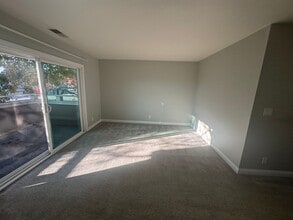 24615 Diamond Ridge Dr in Hayward, CA - Building Photo - Building Photo