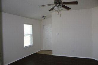 9916 Orion Dr in Temple, TX - Building Photo - Building Photo