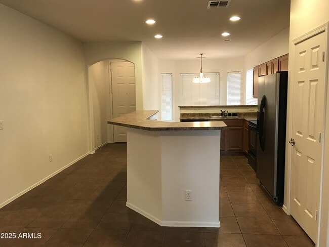 3886 S Marigold Way in Gilbert, AZ - Building Photo - Building Photo