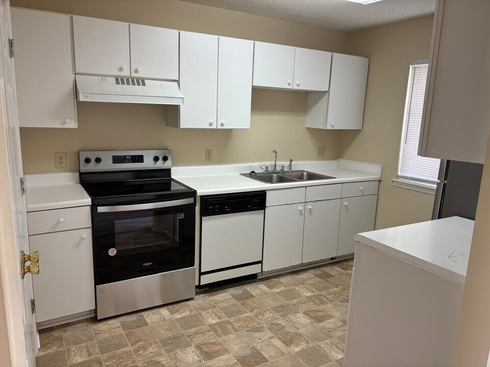 460 Myrtle Greens Dr in Conway, SC - Building Photo