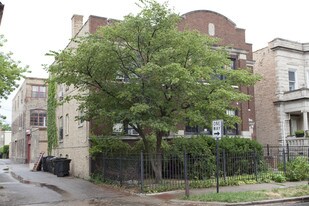 2239 N Kimball Ave in Chicago, IL - Building Photo