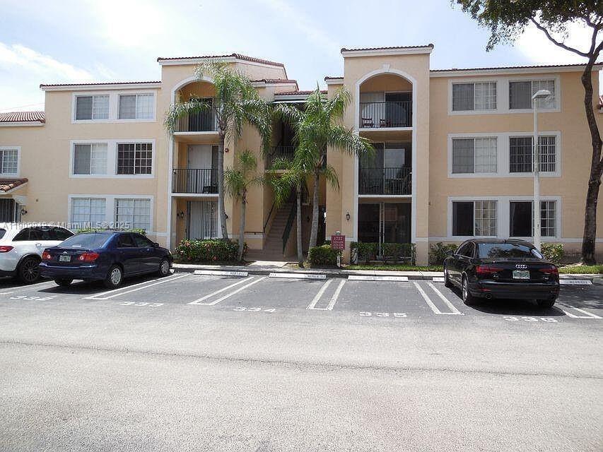 1721 Village Blvd in West Palm Beach, FL - Building Photo