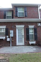 5630 Lawley Rd in Alpharetta, GA - Building Photo - Building Photo