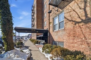 75-10 Yellowstone Blvd in Queens, NY - Building Photo