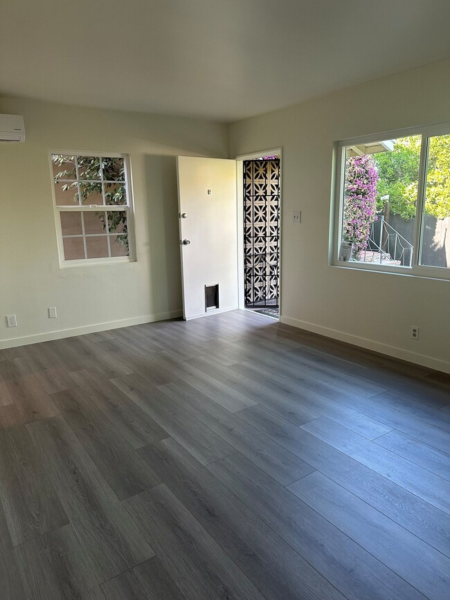 209 W Palmer Ave, Unit B in Glendale, CA - Foto de edificio - Building Photo