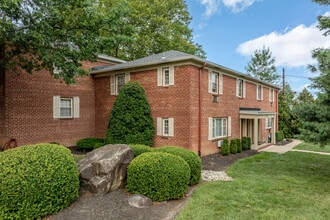 Madison Apartments in Madison, NJ - Foto de edificio - Building Photo