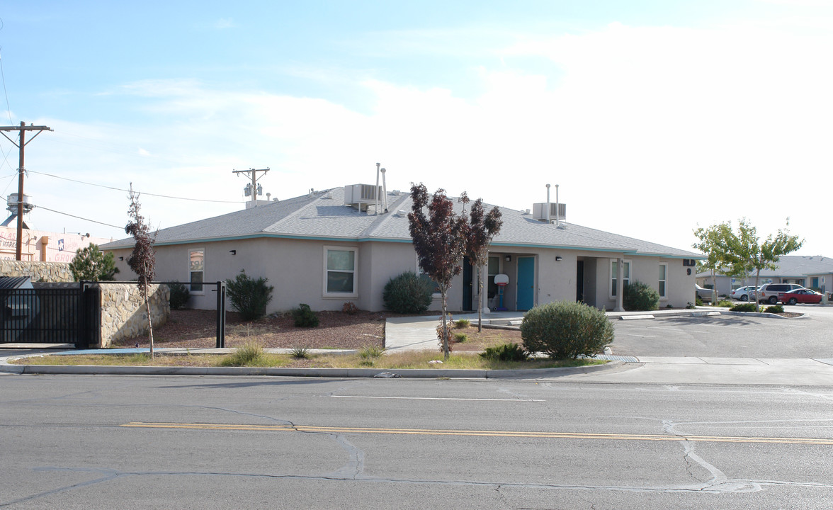 Linda Vista Apartments in El Paso, TX - Building Photo