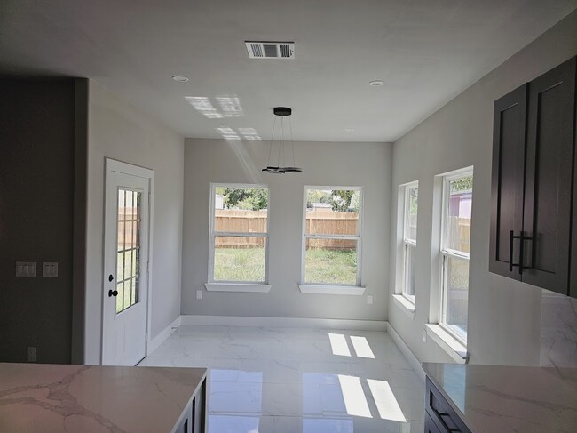 property at 615 Lettie St