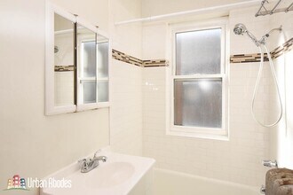 4224 N Clark St, Unit A00C in Chicago, IL - Foto de edificio - Building Photo