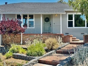 615 Hobart Ave in San Mateo, CA - Building Photo - Building Photo