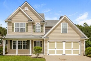 237 Overlook Dr in Dallas, GA - Building Photo