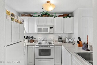 446 N Seaport Blvd in Cape Canaveral, FL - Building Photo - Building Photo