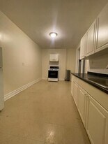 5420 Park Ave, Unit 51 in West New York, NJ - Building Photo