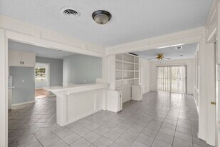 7450 Lakewood Dr in Houston, TX - Building Photo