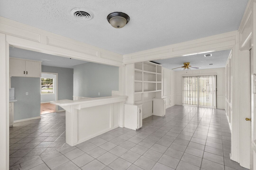 7450 Lakewood Dr in Houston, TX - Building Photo