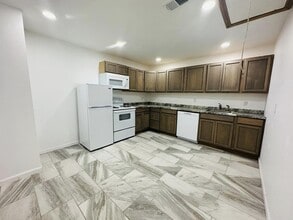 700 Lincoln Ave in Defuniak Springs, FL - Building Photo - Building Photo