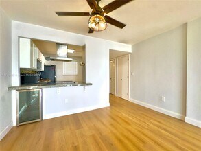 2233 Calais Dr in Miami Beach, FL - Building Photo - Building Photo