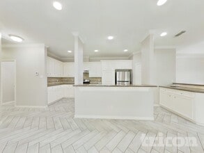6855 Tournament Dr in Houston, TX - Building Photo - Building Photo