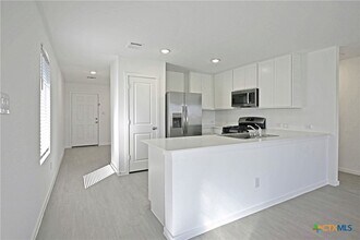 1838 Musk Rose in Converse, TX - Building Photo - Building Photo