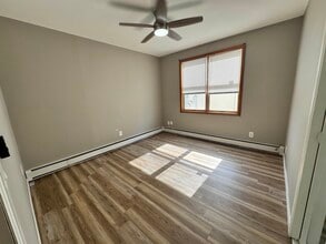 114 W 4th St in Bayonne, NJ - Building Photo - Building Photo