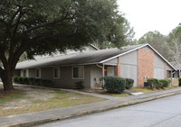 Stonewood Apartments in Phenix City, AL - Building Photo - Building Photo