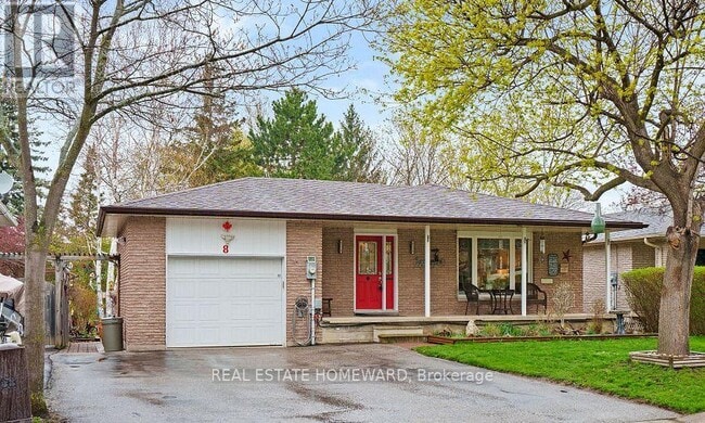 8 Kitching Dr in East Gwillimbury, ON - Building Photo - Building Photo