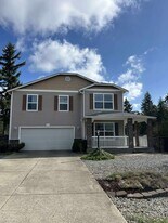 517 Emerald Ln SE in Rainier, WA - Building Photo