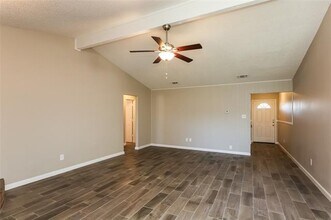 6230 Hott Springs Dr in Arlington, TX - Building Photo - Building Photo