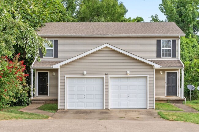 247 Senator Dr in Clarksville, TN - Building Photo - Building Photo