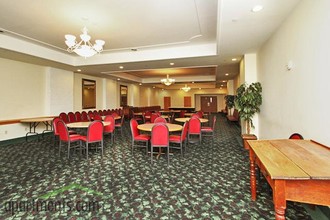 Edgewater Apartments in Eaton Rapids, MI - Foto de edificio - Interior Photo