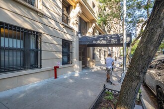 160 W 87th St in New York, NY - Foto de edificio - Building Photo