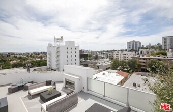 1125 Kings Rd in West Hollywood, CA - Building Photo - Building Photo