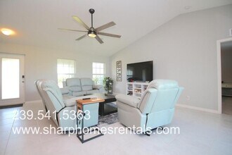 3007 NW 11th St in Cape Coral, FL - Building Photo - Building Photo