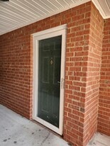 523 3rd Loop Rd in Florence, SC - Building Photo